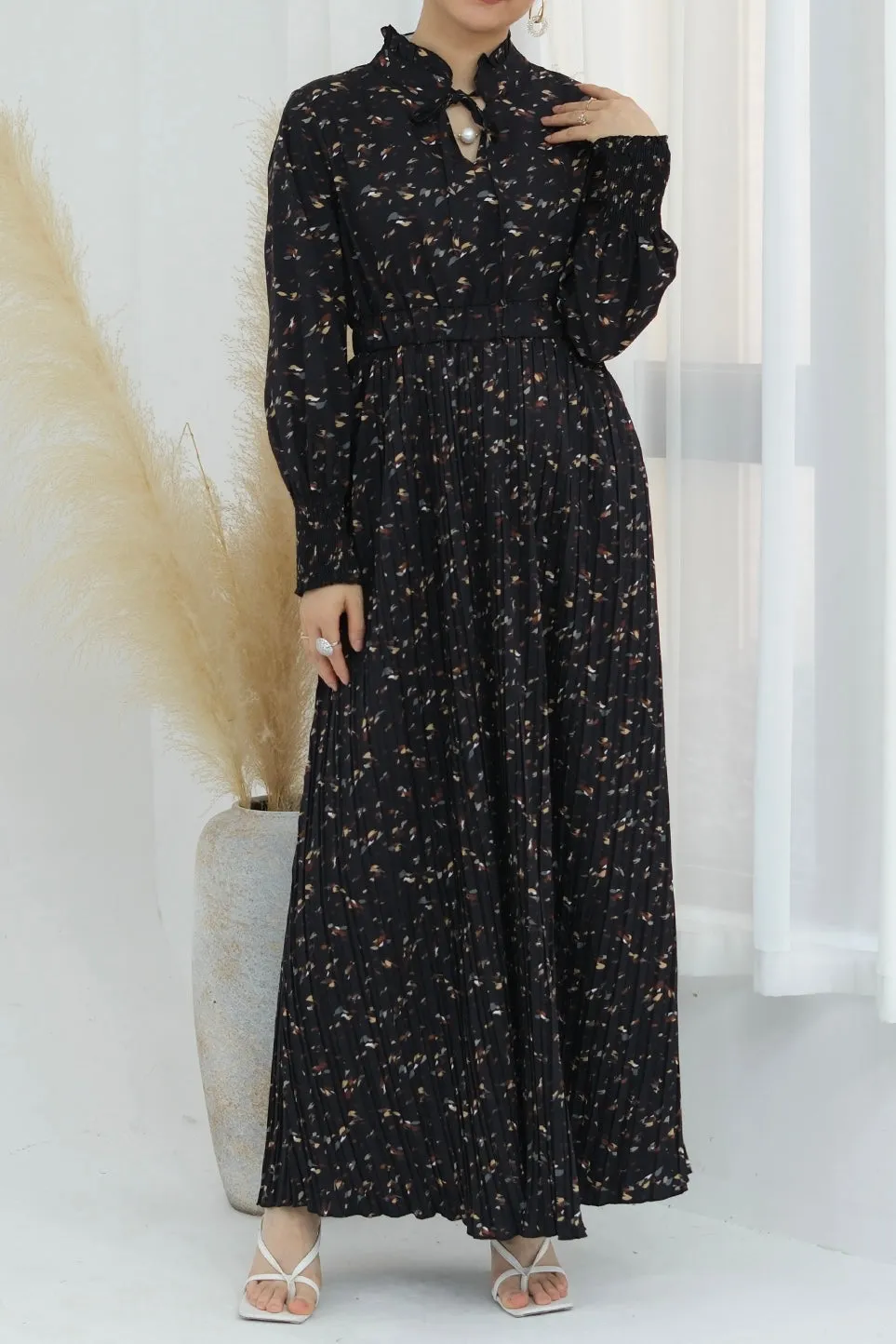 Anya Pleated Floral Maxi Dress Abaya 792-Black