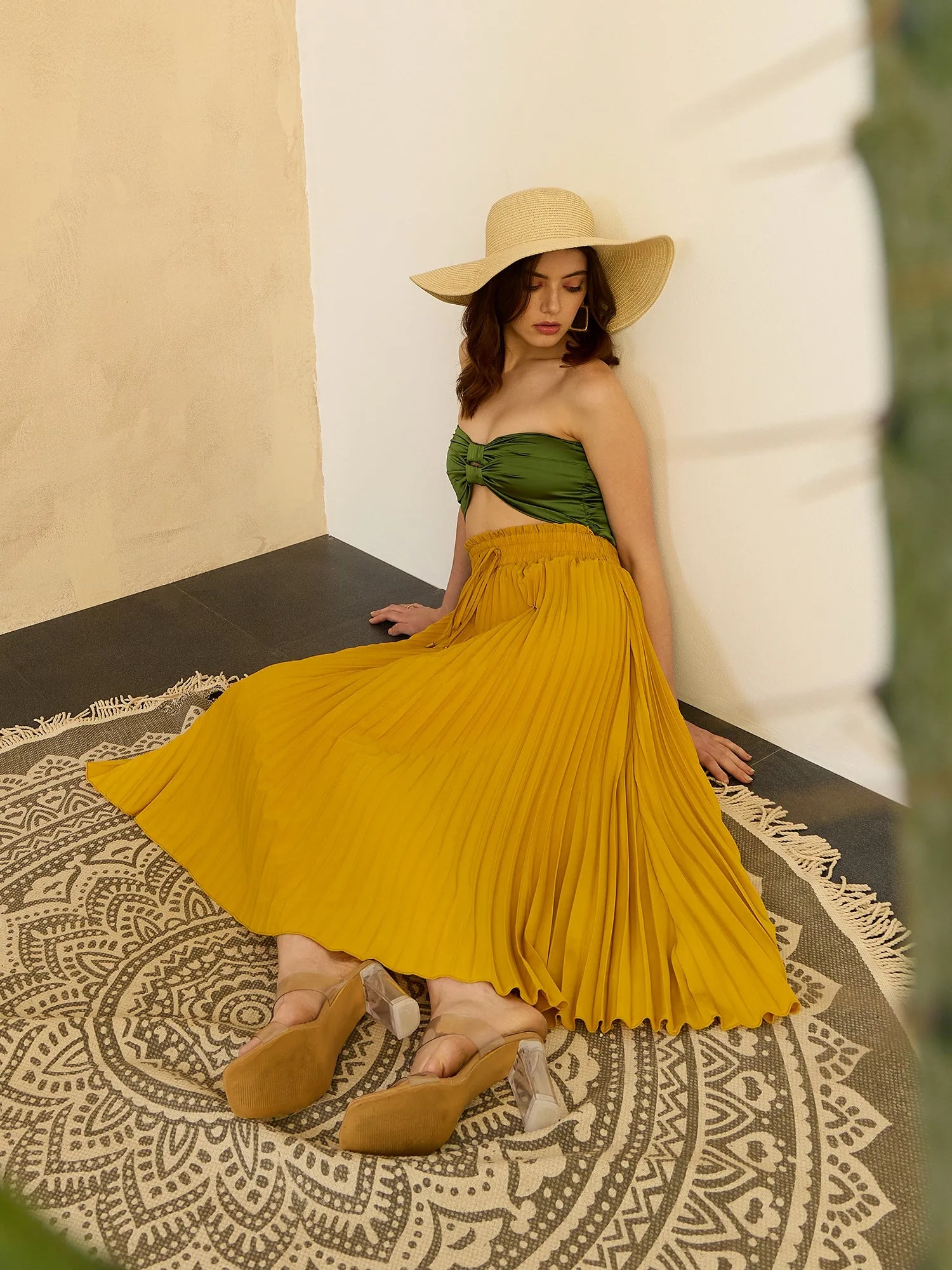 Berrylush Women Solid Yellow High-Rise Elastic Waist Tie-Up Straight Hem Pleated Midi Skirt