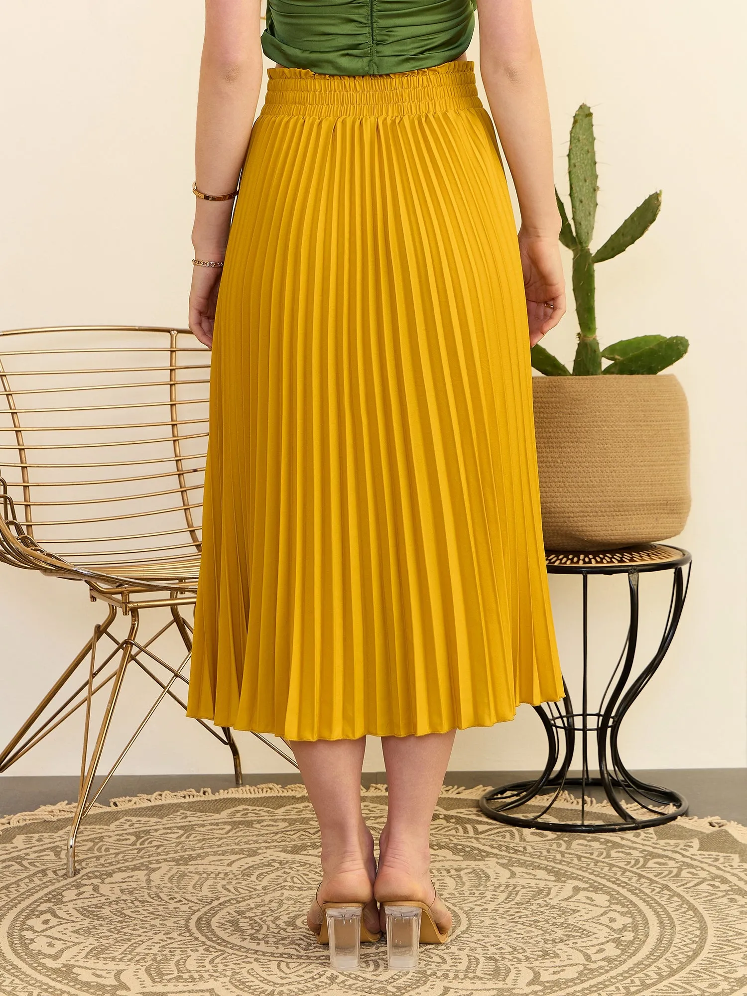 Berrylush Women Solid Yellow High-Rise Elastic Waist Tie-Up Straight Hem Pleated Midi Skirt