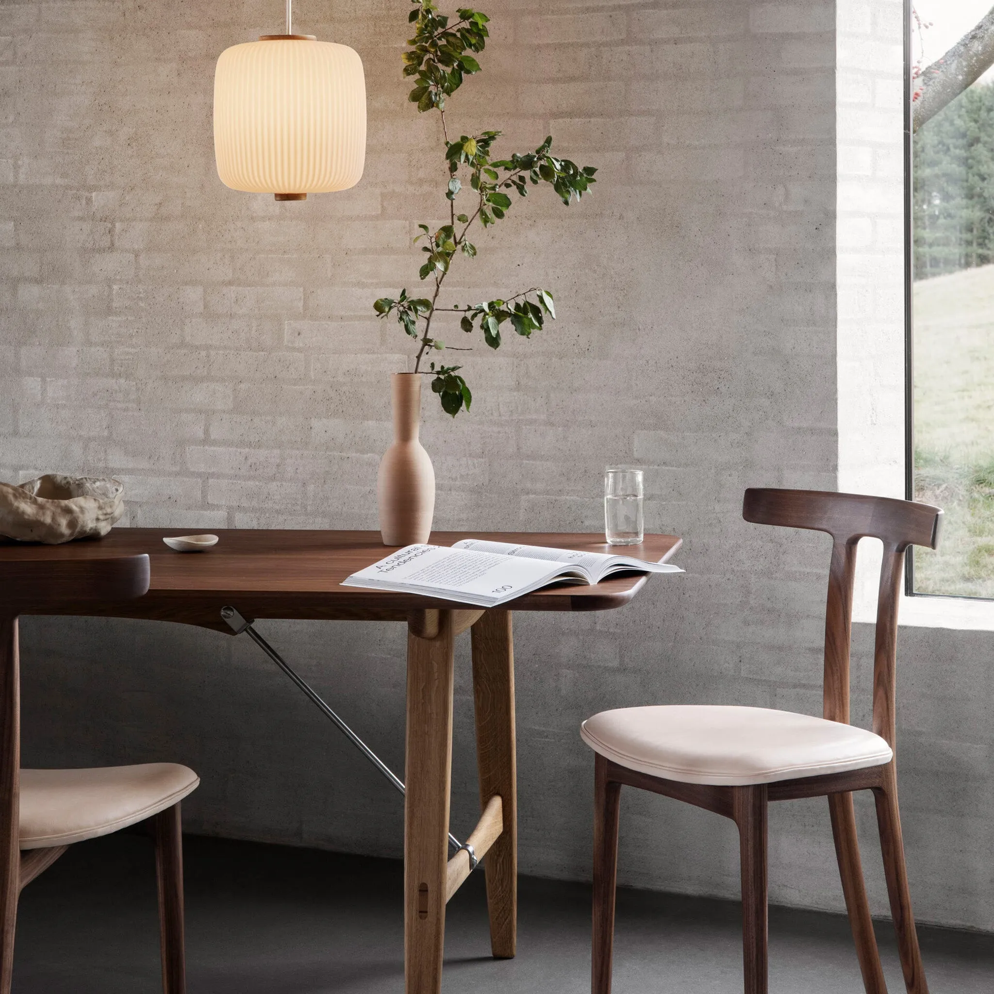 BM1160 Hunting Table by Carl Hansen & Søn