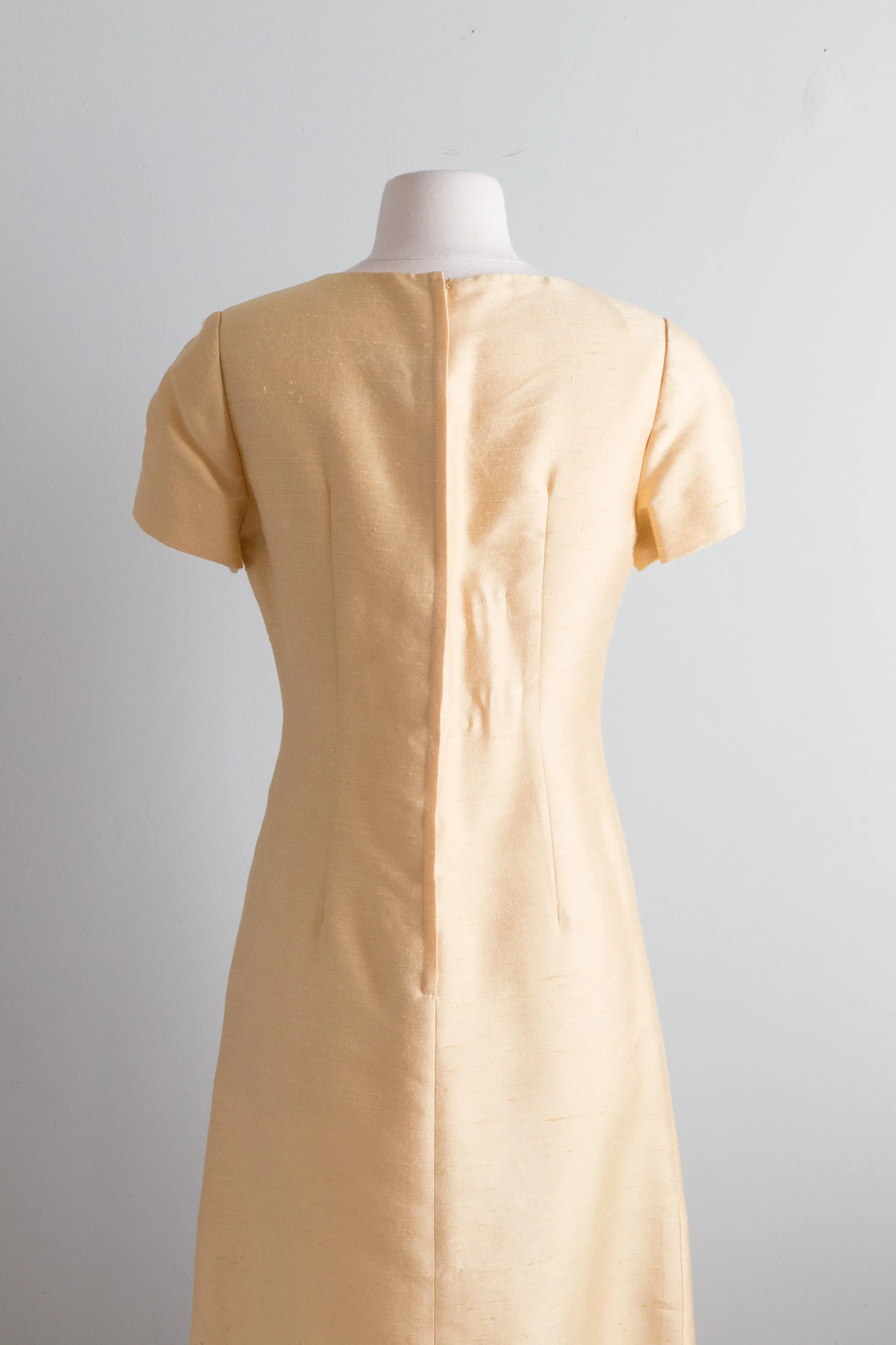 Chic 1960's Butter Yellow Shantung Silk Dress & Coat Set / Medium