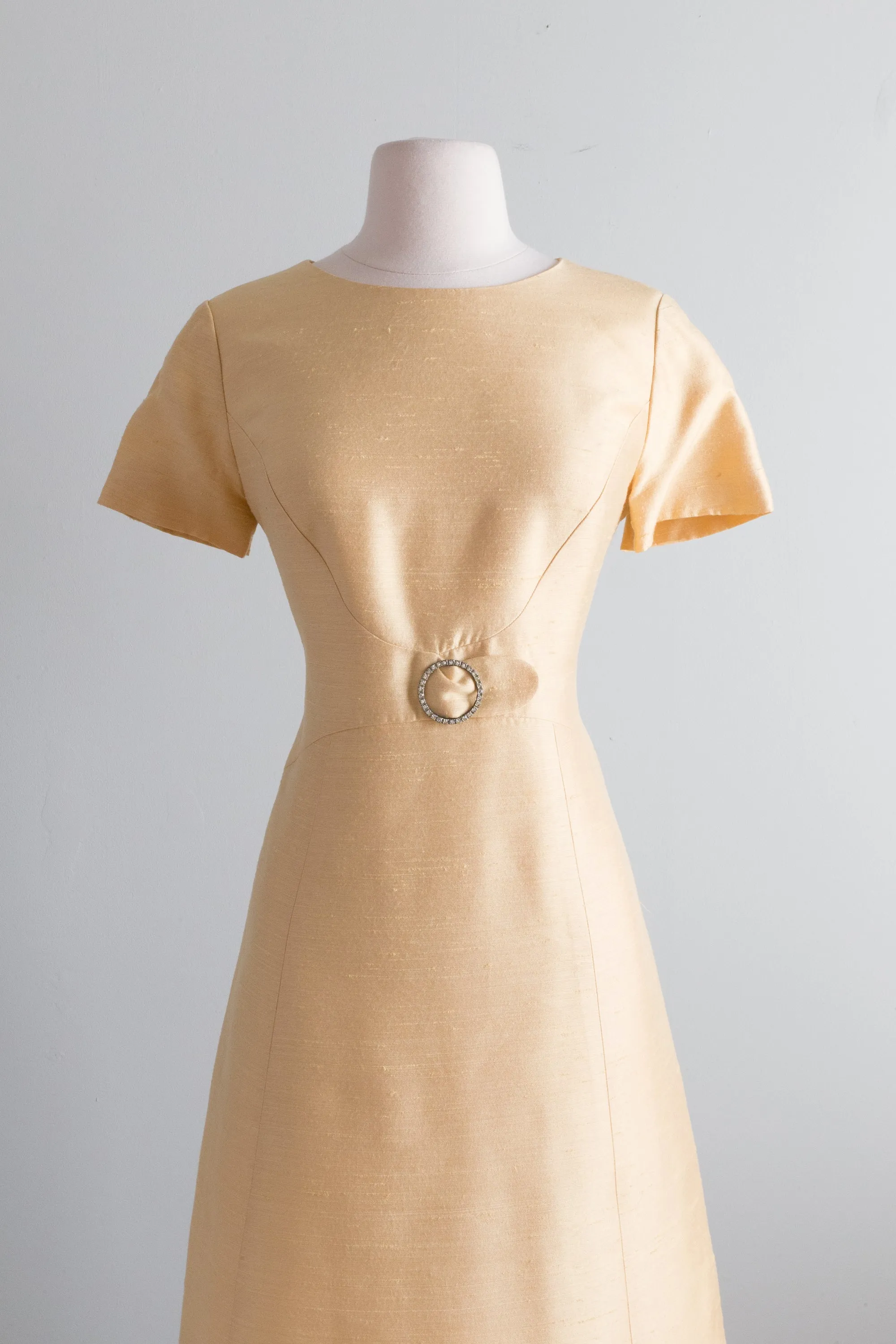 Chic 1960's Butter Yellow Shantung Silk Dress & Coat Set / Medium