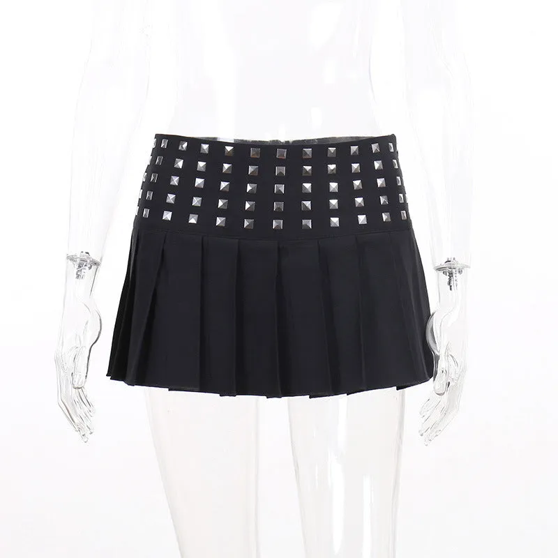 Gothic trendy rivet band highly elastic black pleated skirt for hot girls