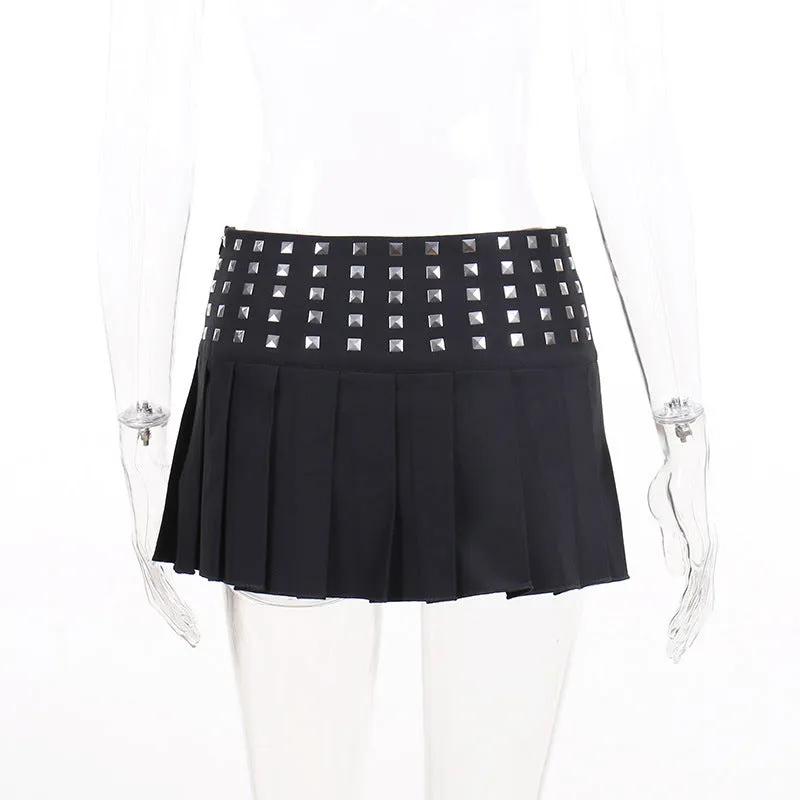 Gothic trendy rivet band highly elastic black pleated skirt for hot girls