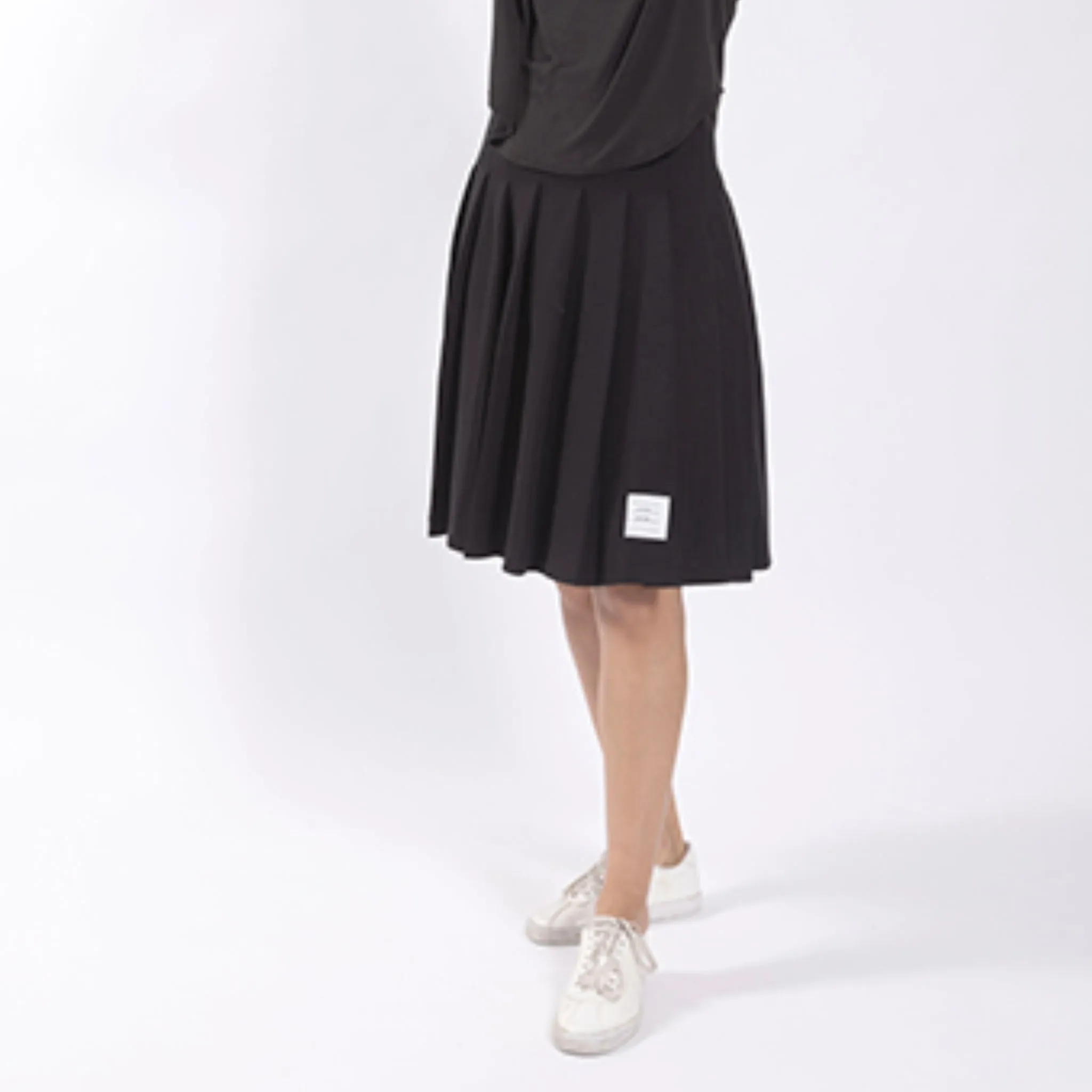 Sweatshirt Pleated Skirt Black