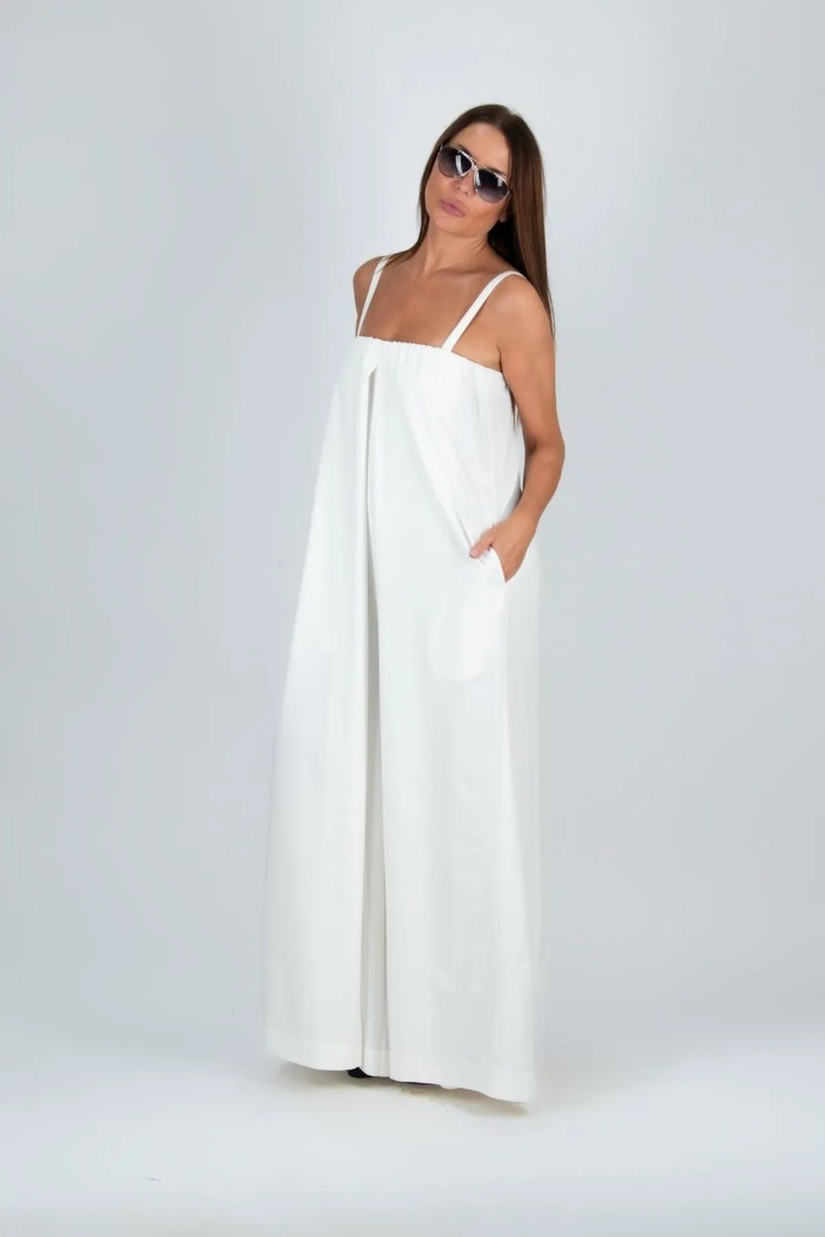 TALIA White Off Shoulders Jumpsuit