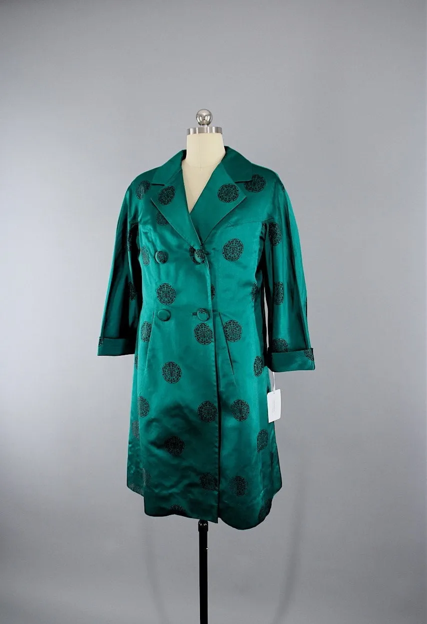 Vintage 1960s Emerald Green Chinoiserie Satin Coat